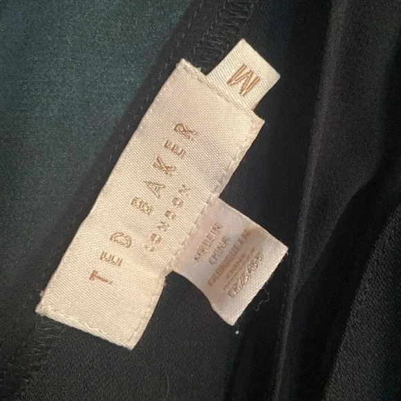 Ted Baker London - black sleeveless deep V tunic/mini dress- size medium - Picture 2 of 6